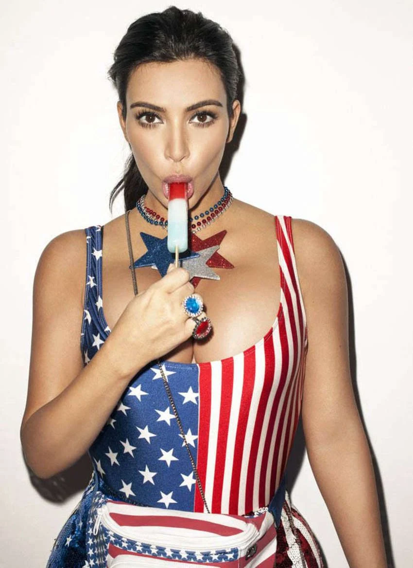 Kim Kardashian flaunts ᴀssets for racy July 4th pH๏τoshoot