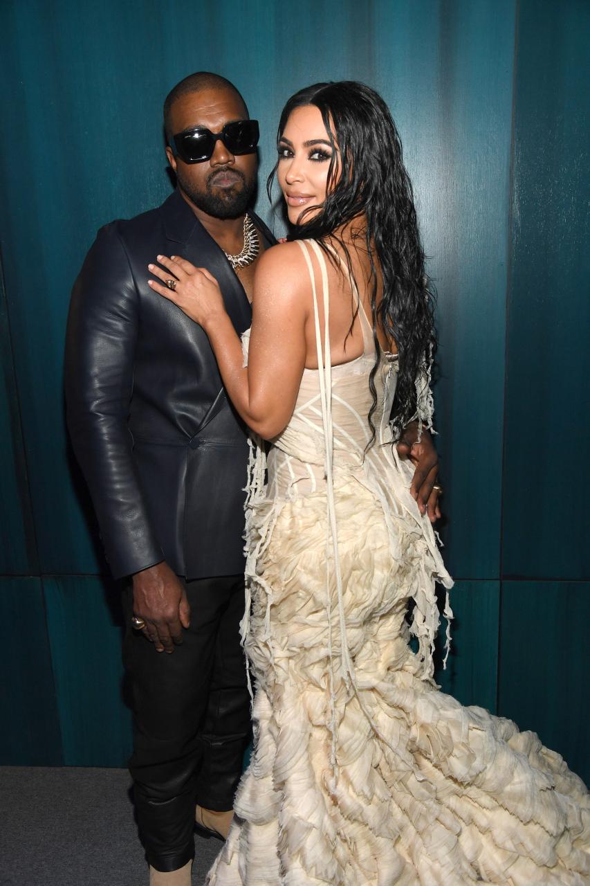 Kim Kardashian and Kanye West Are Reportedly Splitting After 6 Years |  Glamour